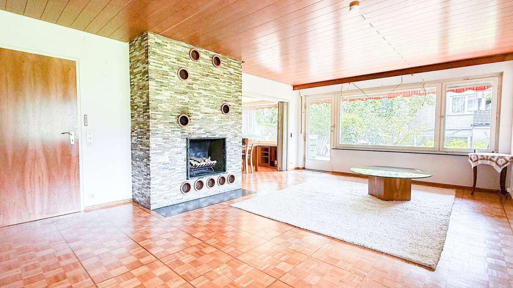 Charmantes Einfamilienhaus mit großem Grundstück in ruhiger Lage