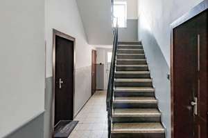 Drei Zimmer in Neudorf-Nord: Nahe Uni Duisburg-Essen – Grabenstraße 3, 47057 Neudorf-Nord, Duisburg – Vorschaubild 2