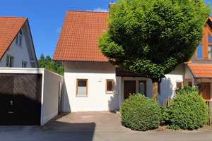 Großzügige Doppelhaushälfte mit Garten, Garage und Nähe zur Stadtmitte & Schulzentrum – Zollernalbkreis – Vorschaubild 1