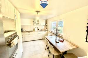Modernisierter Altbau mit Charme & Substanz – 9 Zimmer, 290 m² in ruhiger Lage von Quickborn – Die vollständige Adresse der Immobilie erhältst du vom Anbieter., 25451 Quickborn – Vorschaubild 8