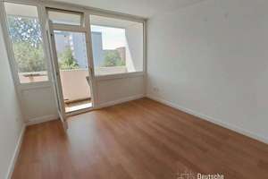 Helle 2-Zimmer-Wohnung mit Balkon in München-Hadern – Die vollständige Adresse der Immobilie erhältst du vom Anbieter., 81375 Neuhadern, München – Vorschaubild 3