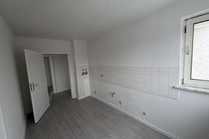Frisch renovierte 3-Zimmerwohnung in gepflegtem Mehrfamilienhaus in Salzgitter-Thiede – Danziger Straße 86, 38239 Thiede, Salzgitter – Vorschaubild 9