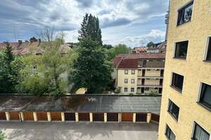 Ohne Lift--4 Zimmer Wohnung-oberstes Geschoss ,  TG mgl – Die vollständige Adresse der Immobilie erhältst du vom Anbieter., 80809 Am Luitpoldpark, München – Vorschaubild 11
