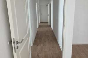 *Zweitbezug* Schöne Vierraumwohnung mit Balkon und Aufzugug – Rogätzer Straße 5, 39106 Alte Neustadt, Magdeburg – Vorschaubild 9