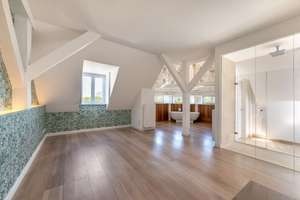 Lichterfülltes Wohnen in Toplage: Dachgeschoss-Wohnung mit Eckturm in Palais von 1899 – Die vollständige Adresse der Immobilie erhältst du vom Anbieter., 80805 Münchner Freiheit, München – Vorschaubild 7