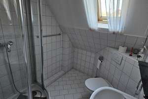 Rohdiamant in Eisingen: Einfamilienhaus in guter Lage mit Entwicklungspotenzial – Die vollständige Adresse der Immobilie erhältst du vom Anbieter., 97249 Eisingen – Vorschaubild 24