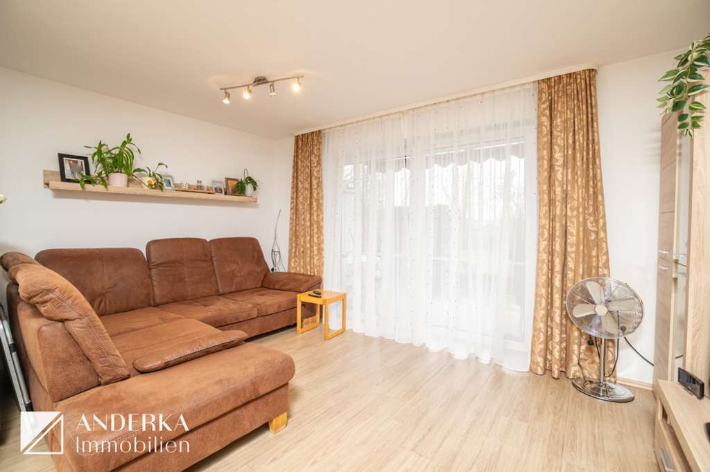 Immobilie in Burgau - Gemütliche Erdgeschosswohnung mit Garten – vielseitig nutzbar für Kapitalanleger oder Eigennutzer! - Bild 2