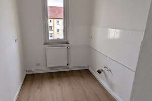LIVEVIDEO, S-Bahn-Badesee-Wohnen im Grünen, Homeoffice/Pendeln(30Min. LEIPZIG) hilfsbereite Nachbarn – Straße des Friedens 32, 4552 Borna – Vorschaubild 3
