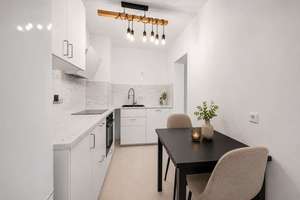 Charmantes Apartment in begehrter Maxvorstadt – urbanes Wohnen in ruhiger Lage – Die vollständige Adresse der Immobilie erhältst du vom Anbieter., 80335 Sankt Benno, München – Vorschaubild 6