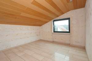 Charmante 3-Zimmer-Wohnung mit großem Potenzial und großzügiger Loggia in attraktiver Lage – Hans-Humpert-Str. 3a, 33102 Kernstadt, Paderborn – Vorschaubild 9