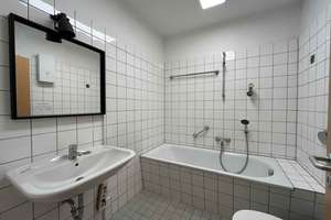RESERVIERT!  Helle und großzügige Etagenwohnung mit zwei Nebenräumen in der Hammer Innenstadt! – Weststr. 11, 59065 Mitte, Hamm – Vorschaubild 4