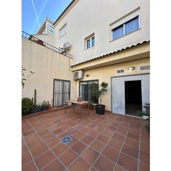 Haus in Carpesa zu verkaufen.