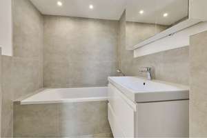Viel Freiraum in Forstenried: 4-Zimmer-Loft mit Berg- und Weitblick – Schaffhauser Straße 12, 81476 Forstenried, München – Vorschaubild 7
