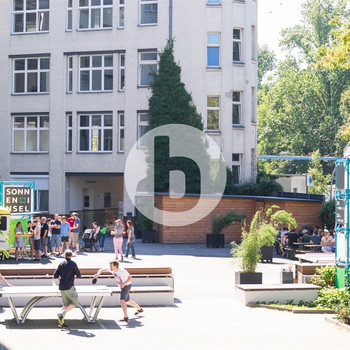 Individuelle Bürofläche mit Loftcharakter in Neukölln zur Miete