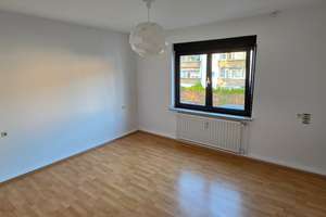 Schöne, gepflegte 3-Zimmerwohnung, EBK, modernes TL-Bad – Die vollständige Adresse der Immobilie erhältst du vom Anbieter., 70327 Wangen, Stuttgart – Vorschaubild 3