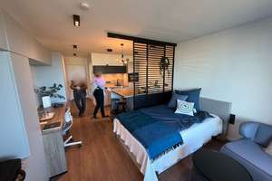 Frisch sanierte, möblierte 1-Zimmer Wohnung in München Schwabing – Leopoldstrasse 202, 80802 Neufreimann, München – Vorschaubild 1