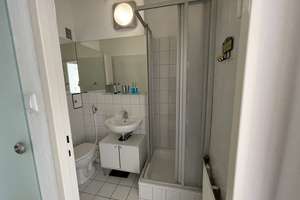 Freundliche, voll möblierte 2ZKB/41qm/3.OG Wohnung in Harzer Str./Neukoelln, 885 Euro NKM – Harzer Straße 26/27, 12059 Neukölln (Ortsteil), Berlin – Vorschaubild 11