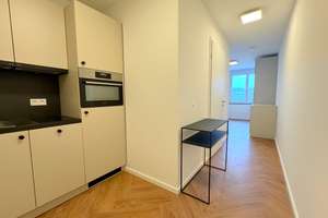 Fully Furnished 1-Room Apartment in Berlin-Friedrichshain (Rooftop Access) – Krautstraße 30z, 10243 Friedrichshain, Berlin – Vorschaubild 4