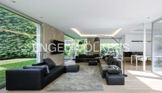 Bild von Architektonisches Meisterwerk im Bauhausstil in Kronbergs bester Lage