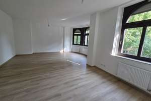 Viel Platz für den Alltag in dieser 4-Zimmer-Wohnung in Koblenz – Roonstraße 22, 56068 Mitte, Koblenz – Vorschaubild 2