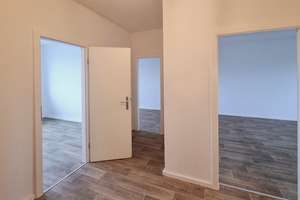 Wenig Treppensteigen nötig! 3-Zimmer-Wohnung im 1. OG! Wir renovieren! – Robinienstraße 20, 1169 Gorbitz-Süd, Dresden – Vorschaubild 6