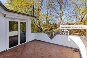 IMMOBERLIN.DE - Herrliche Aussichten! Dachgeschosswohnung mit privater Sonnenterrasse & Stellplatz – Die vollständige Adresse der Immobilie erhältst du vom Anbieter., 12209 Lichterfelde, Berlin – Vorschaubild 6