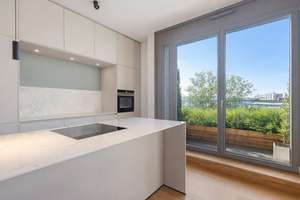 FAMILIEN-PENTHOUSE - 4,5 ZIMMER - MIT WEITBLICK, SIEMATIC EINBAUKÜCHE UND EXKLUSIVER AUSSTATTUNG – Stallschreiberstrasse 19, 10117 Mitte (Ortsteil), Berlin – Vorschaubild 11