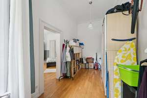 Gründerzeit-Altbau – bezugsfreie 4-Zimmer-Wohnung mit Balkon im Herzen der Bonner Südstadt – Die vollständige Adresse der Immobilie erhältst du vom Anbieter., 53113 Südstadt, Bonn – Vorschaubild 11