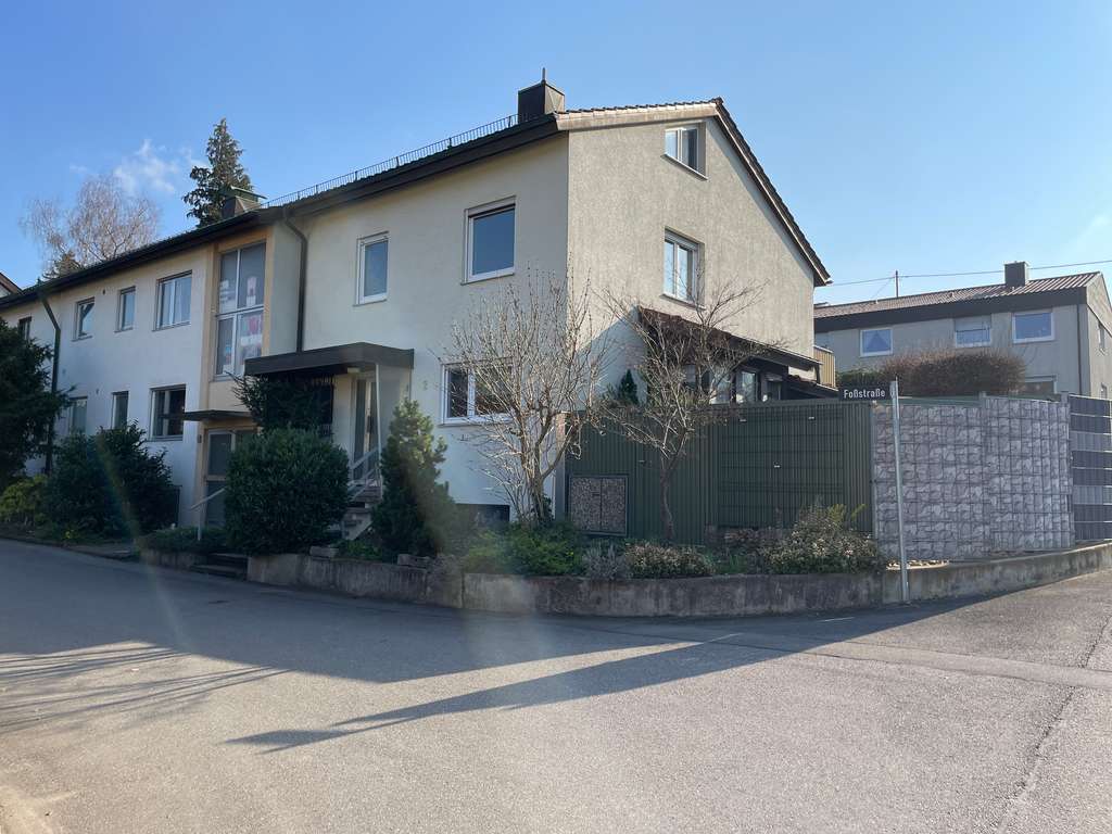 Immobilie in Flein - Flein: Doppelhaushälfte in guter ruhiger Lage mit Gestaltungspotential - Bild 1