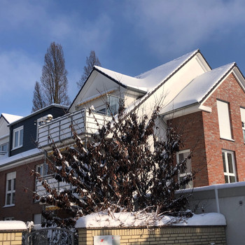 Großzügige helle 4-Zi.-DG-Maisonettewohnung  ab 01.05.2026 zu vermieten