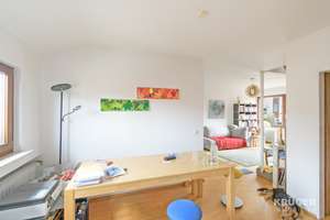 KA-Durlach | 3,5-Zimmer-Maisonette-Wohnung mit zwei Balkonen und TG-Stellplatz - vermietet – Spitalstraße 3-7, 76227 Durlach, Karlsruhe – Vorschaubild 9