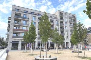 Schöne 2. Zimmerwohnung mit Balkon, Parkett und Einbauküche – Felicitas-Kukuck-Str. 2, 22765 Altona-Nord, Hamburg – Vorschaubild 2