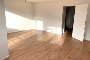 Platz für Ihre Ideen: Großzügiges Reihenmittelhaus in Leonberg – Emil-Nolde-Straße 5, 71229 Leonberg – Vorschaubild 8