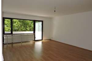 Helle, großzügige 3-Zimmer-Wohnung mit schönem Balkon . Provisionsfrei – Die vollständige Adresse der Immobilie erhältst du vom Anbieter., 63073 Bieber, Offenbach am Main – Vorschaubild 3
