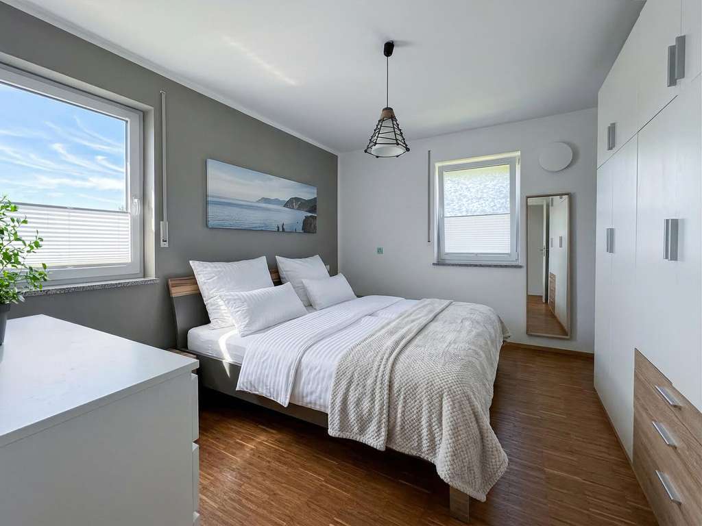 Immobilie in Biberbach - Gartenwohnung mit großem Garten, extra Garage und Stellplatz - Bild 3