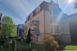 Bezugsfreie 4,5-Zimmer-Erdgeschosswohnung in Dresden-Striesen mit Terrasse und Gartenanteil