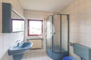 // Familienhaus mit bis zu 3WE //
bevorzugte Wohnlage
in Trier / Pfalzel – Die vollständige Adresse der Immobilie erhältst du vom Anbieter., 54293 Pfalzel, Trier – Vorschaubild 16