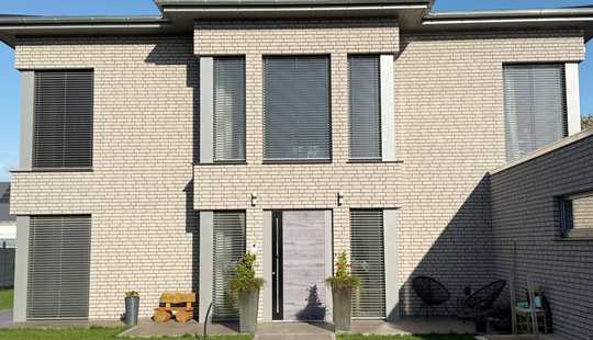 Bild von Moderne Stadtvilla in Gifhorn: Luxuriöses Wohnen auf 243 m² mit Energieeffizienzklasse A+