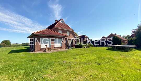 Bild von Attraktives Ein-/Zweifamilienhaus in idyllischer Lage