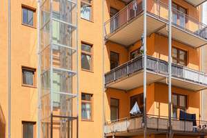 Großzügige Altbauwohnung mit sonniger Terrasse im Herzen von Friedrichshain – Die vollständige Adresse der Immobilie erhältst du vom Anbieter., 10243 Friedrichshain, Berlin – Vorschaubild 16