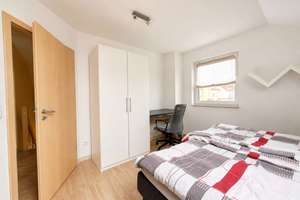 idyllische Siedlungslage | Bj. 2012 - freistehend | Kamin | Fußbodenheiz. | EBK | PV-Anlage | Garage – 4207 Lausen-Grünau, Leipzig – Vorschaubild 18