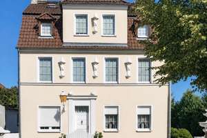 Mehrgenerationshaus mit kl. Bungalow inkl. Baugrundstück