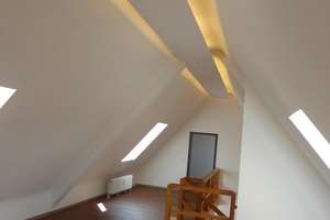 Wohlfühl 5-Zimmer-Dachatelier Wohnung mit Loggia und Einbauküche – 97070 Altstadt, Würzburg – Vorschaubild 8