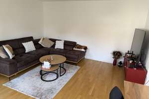 Moderne, helle 2-Zimmer-Wohnung mit Balkon, Einbauküche & eigener TG-Garage – Bachgartenstraße 4/1, 74385 Pleidelsheim – Vorschaubild 4