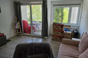 Schöne 3 Zimmer Wohnung mit Balkon in Berlin Steglitz, Nähe S-Bahn Feuerbachstr. – Poschinger Str. 21, 12157 Steglitz, Berlin – Vorschaubild 2