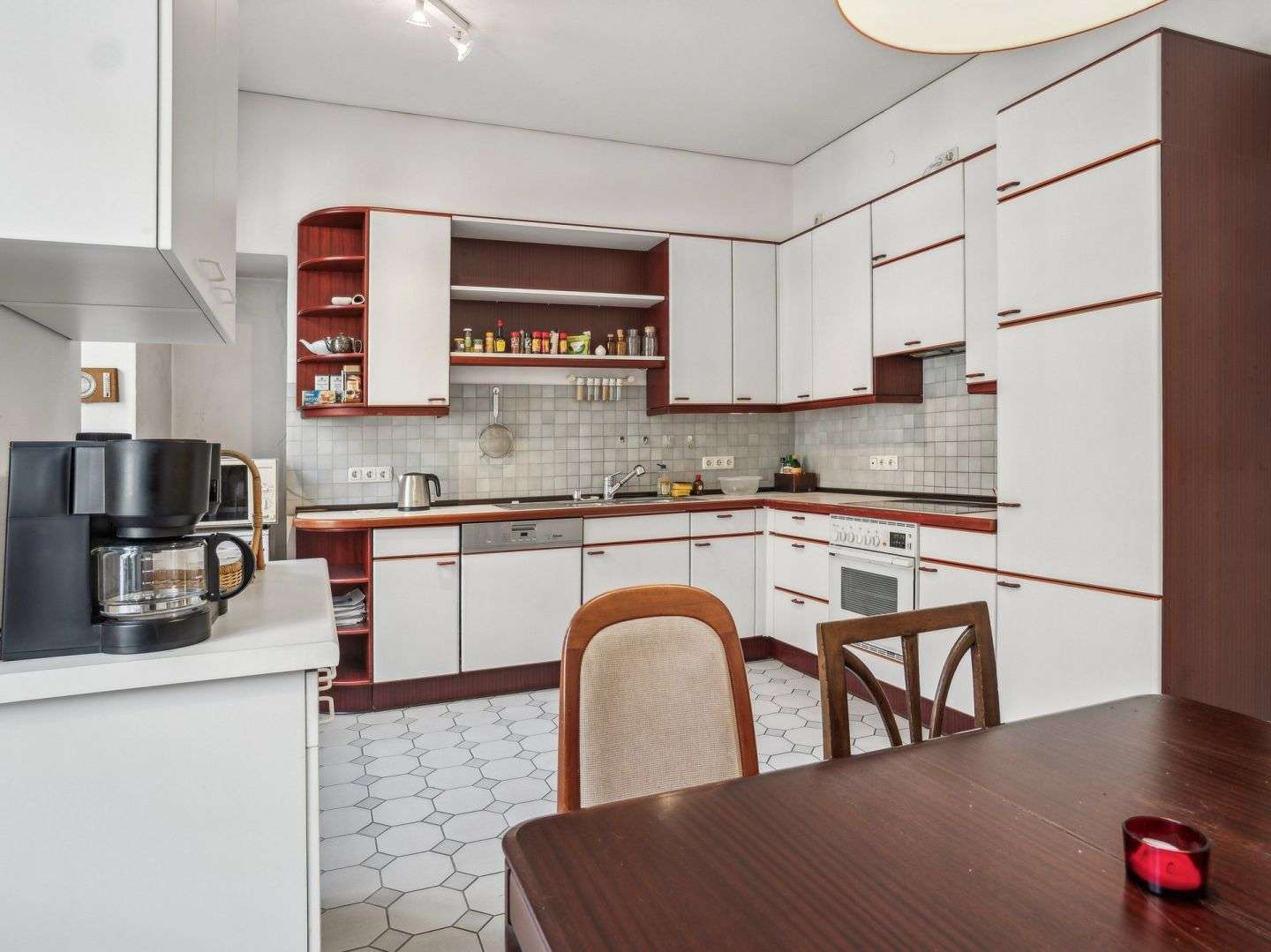 Immobilie in Zell (Mosel) - Denkmalgeschütztes Wohn- und Geschäftshaus – Wohnen und Arbeiten in Zell (Mosel) - Bild 2