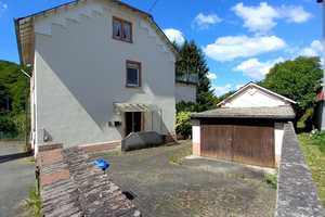 Haus mit Nebengebäude und großem Garten in Dombach – Limburg-Weilburg (Kreis) – Vorschaubild 2