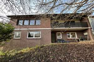 VR IMMO: Netphen-Herzhausen, preiswertes Einfamilienhaus mit Schuppen und Garage in ruhiger Lage. – Die vollständige Adresse der Immobilie erhältst du vom Anbieter., 57250 Netphen – Vorschaubild 3