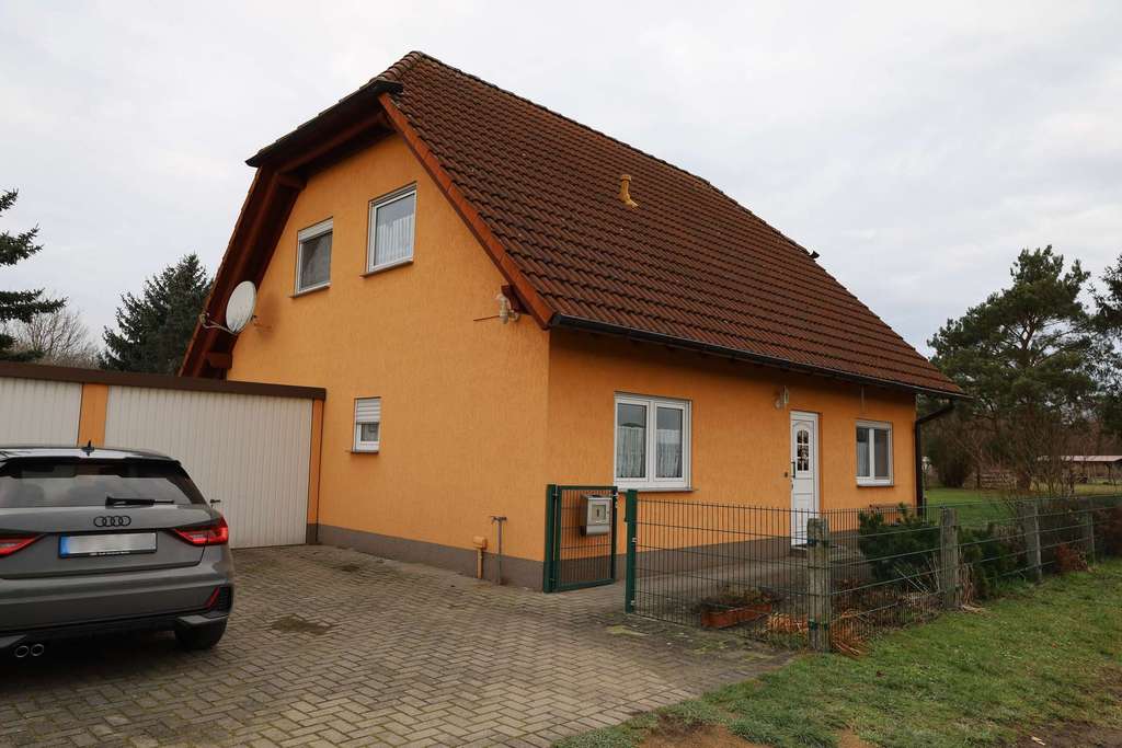 Immobilie in Jessen (Elster) - Einfamilienhaus in idyllischer Dorflage – unweit der Stadt Jessen! - Bild 2