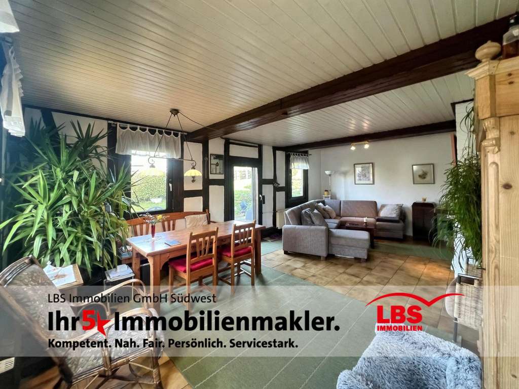 Immobilie in Klingelbach - Fachwerk Idylle mit Traumgarten - Bild 2